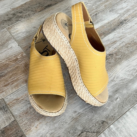 OTBT Shoes - OTBT Sandals yellow